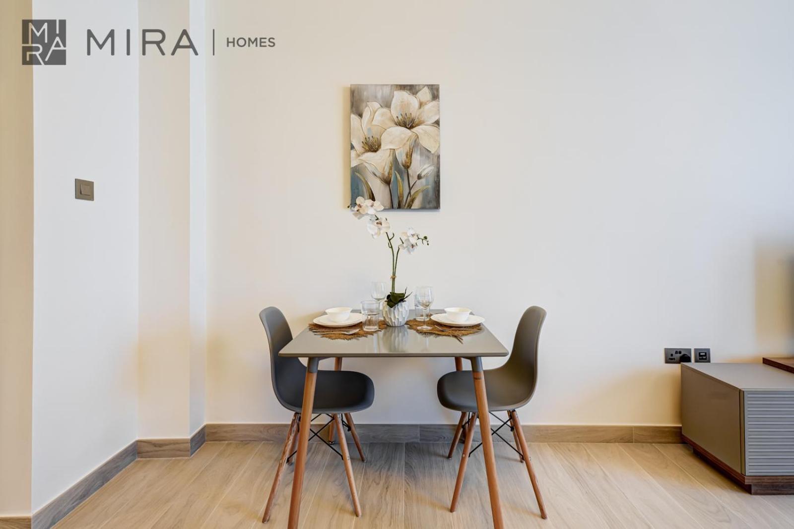 Mira Homes - Fully Furnished In Jlt Apartment